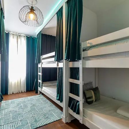 Casa Da Musica Guesthouse ホステル ポルト